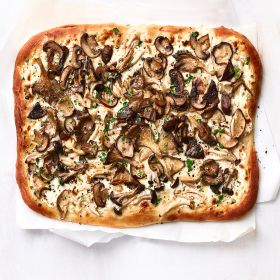 Frozen Truffle Wild Mushroom Pizza 500g - Dinner's Ready